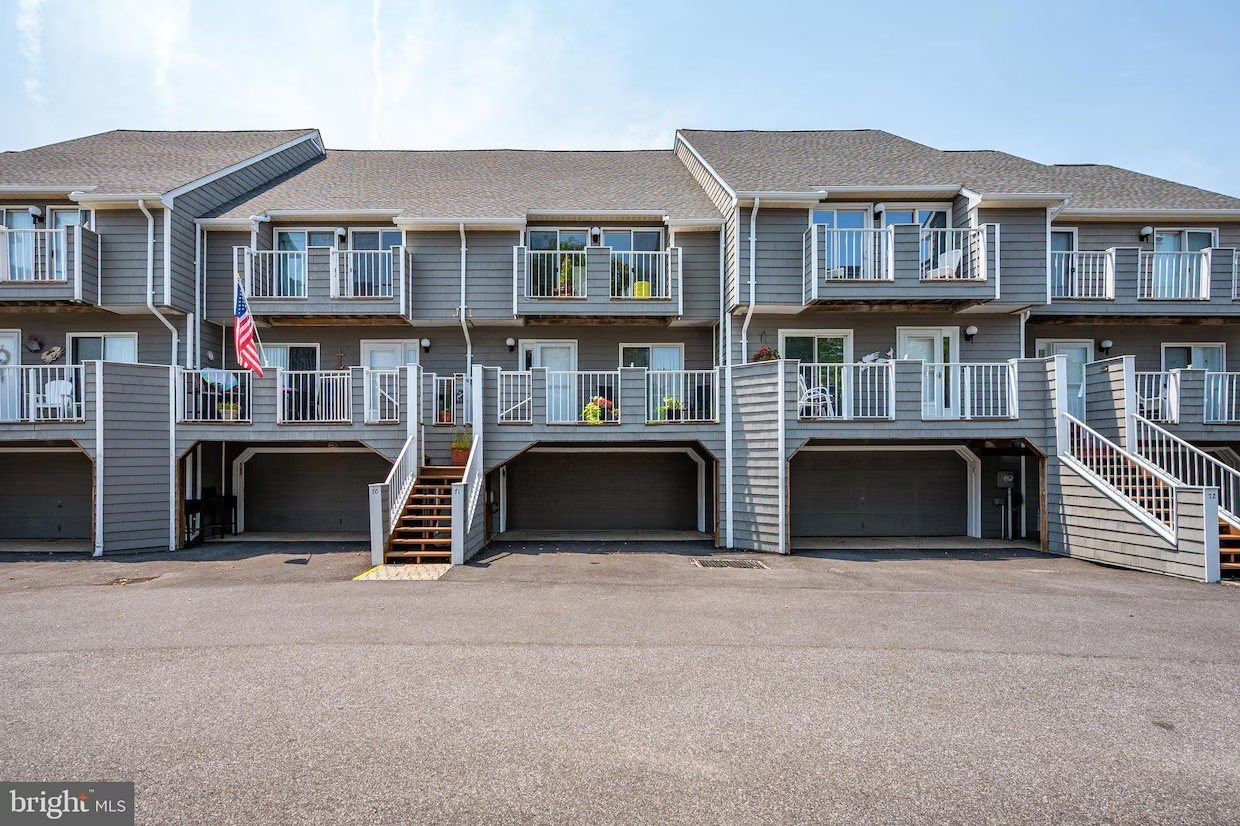 419 14th St Unit 71, photo 1 of 1